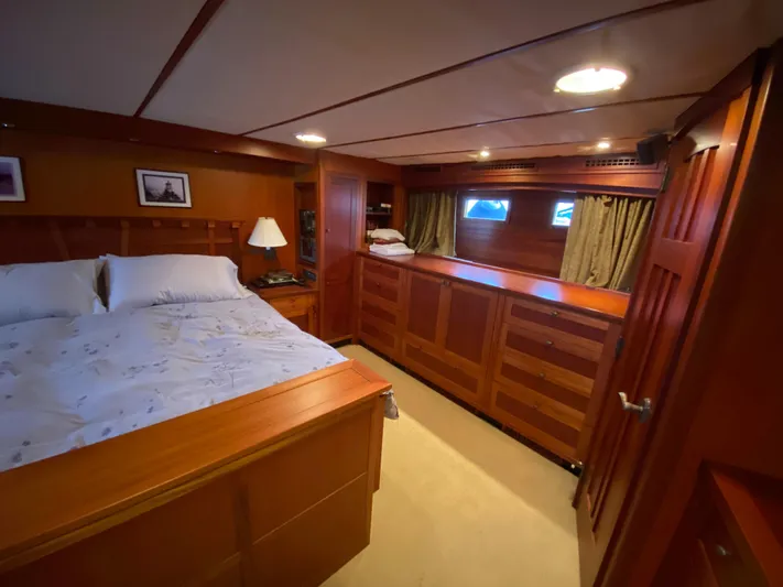 Meander Yacht Photos Pics 