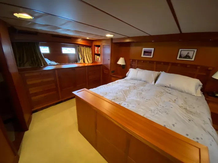 Meander Yacht Photos Pics 