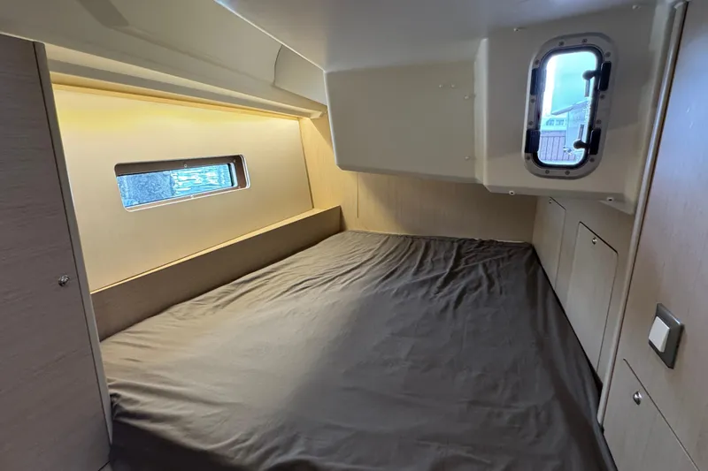 Madras Yacht Photos Pics Cozy cabin interior of 2022 Beneteau Oceanis 40.1 yacht with modern design.