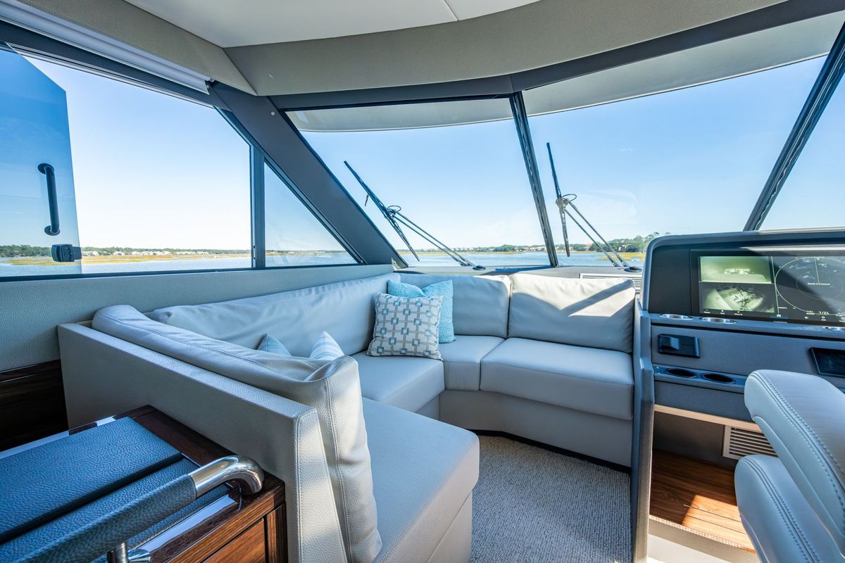 2023 Maritimo 55 