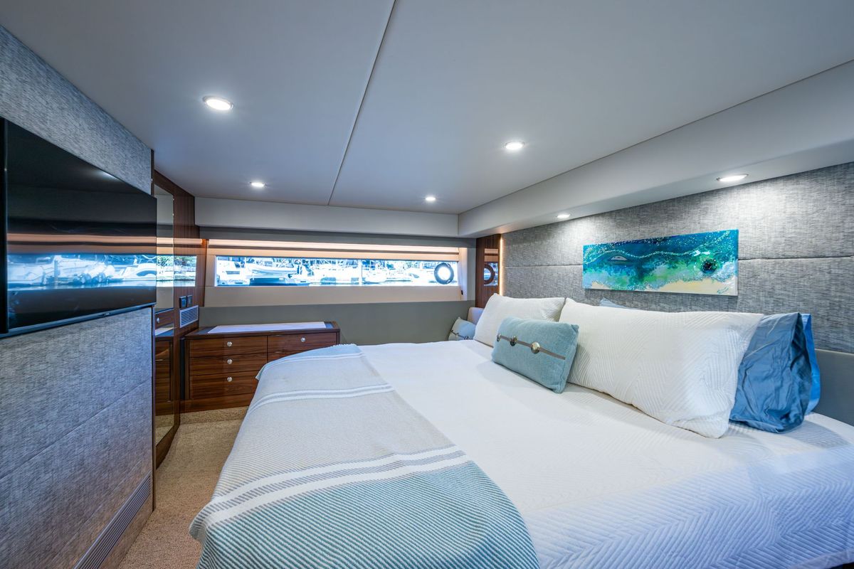 2023 Maritimo 55 