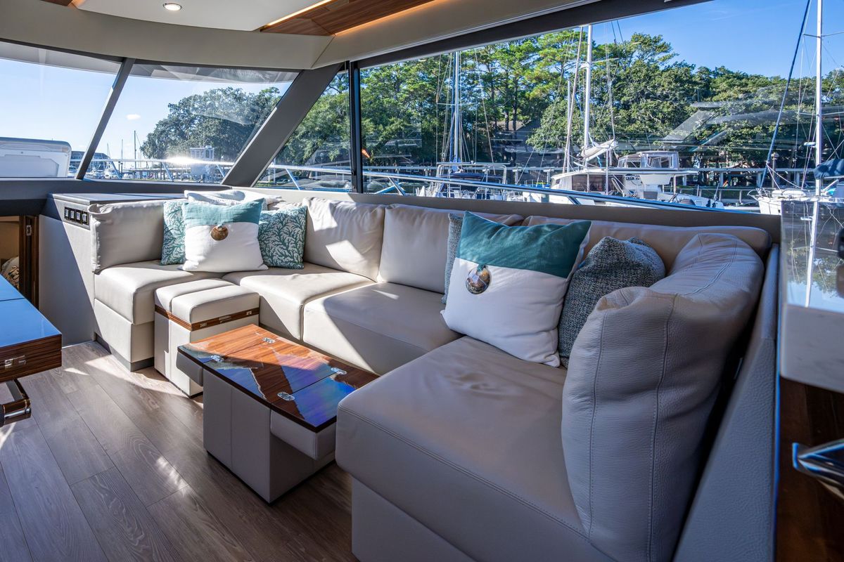 2023 Maritimo 55 