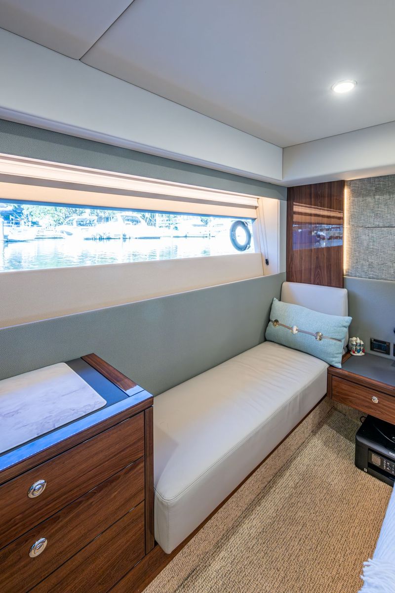 2023 Maritimo 55 
