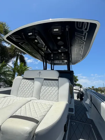 Aqua Divina Yacht Photos Pics 