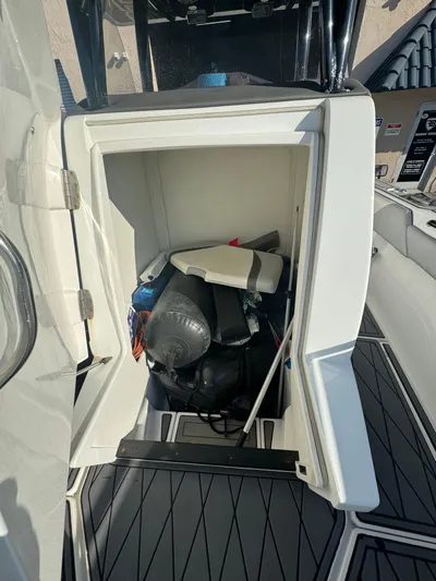 Aqua Divina Yacht Photos Pics 