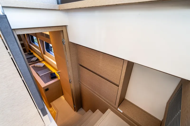 Soiral Yacht Photos Pics 