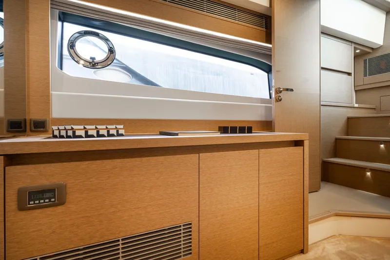 Soiral Yacht Photos Pics 