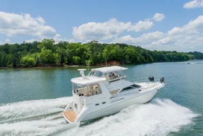 Sea Ray 420 Aft Cabin