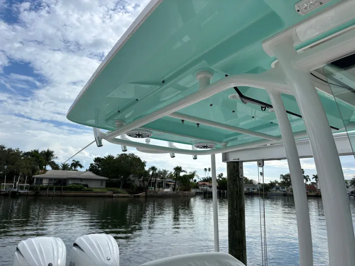  Yacht Photos Pics 2022 EVERGLADES 273 CC - Image 61