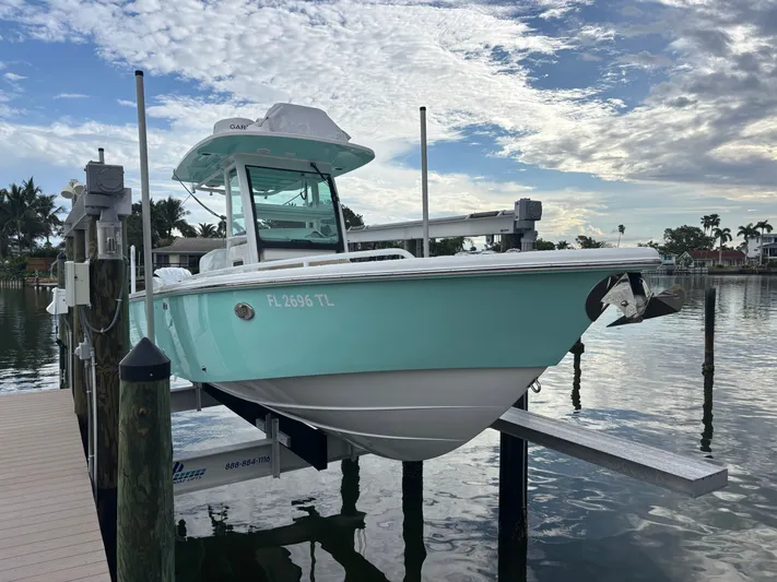  Yacht Photos Pics 2022 EVERGLADES 273 CC - Image 2