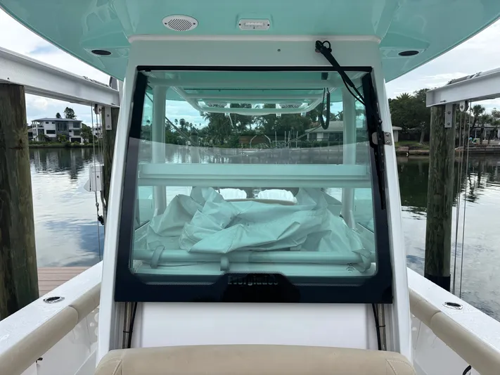  Yacht Photos Pics 2022 EVERGLADES 273 CC - Image 47