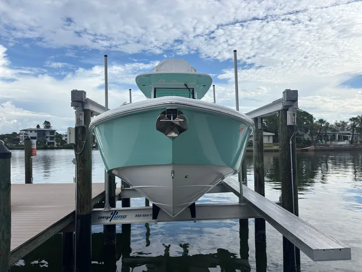  Yacht Photos Pics 2022 EVERGLADES 273 CC - Image 4