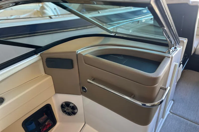  Yacht Photos Pics 2019 Regal 2800 Bowrider interior with sleek design and modern features.