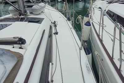 2019 Dufour 390 Grand Large
