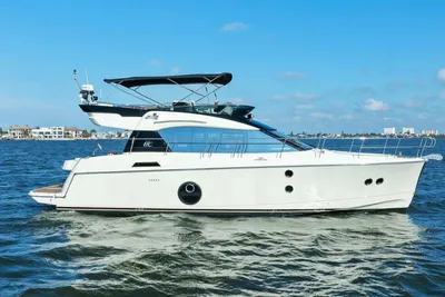 Monte Carlo Yachts MC5