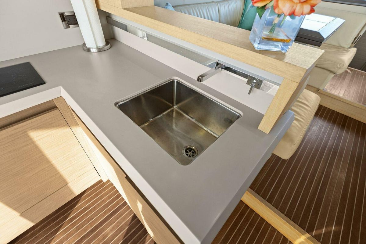2015 Monte Carlo Yachts 50 