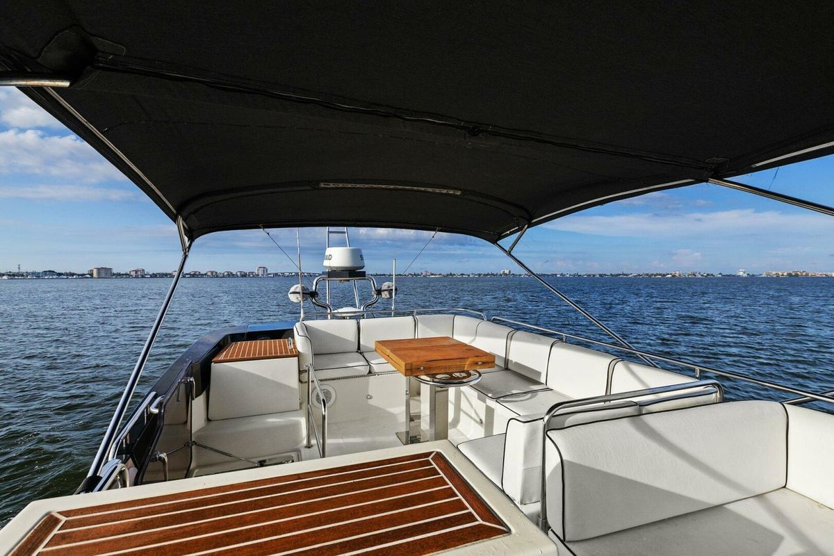 2015 Monte Carlo Yachts 50 