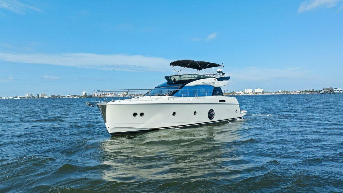 2015 Monte Carlo Yachts 50 