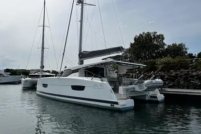Fountaine Pajot Isla 40