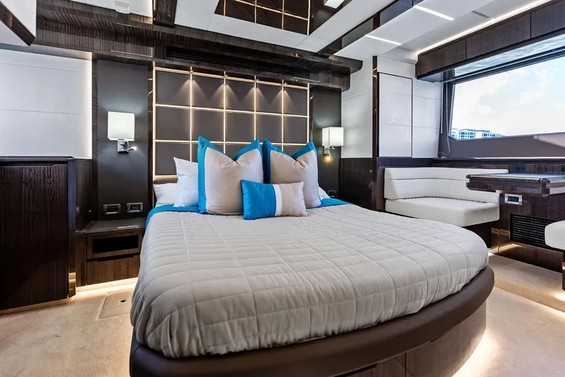Food Fighter Yacht Photos Pics 2023 Galeon 640 Flybridge- FOOD FIGHTER- Master Stateroom