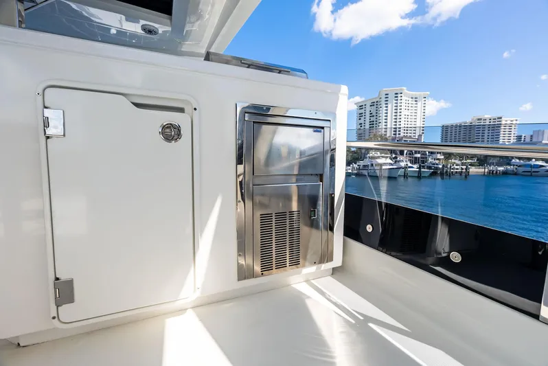 Food Fighter Yacht Photos Pics 2023 Galeon 640 Flybridge- FOOD FIGHTER- Flybridge