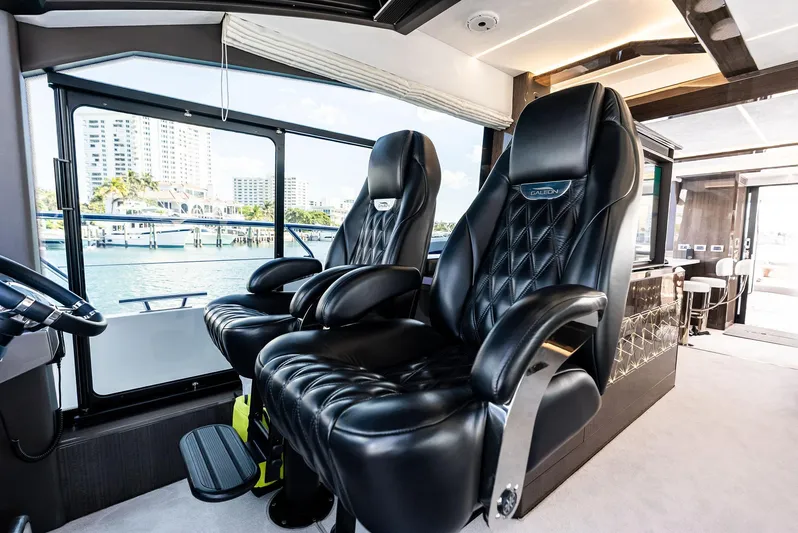 Food Fighter Yacht Photos Pics 2023 Galeon 640 Flybridge- FOOD FIGHTER- Helm