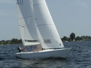 1976 Soling 825