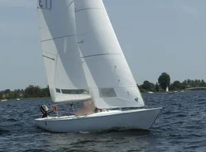 1976 Soling 825