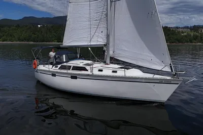 Hunter 33.5