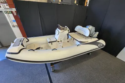 Walker Bay Gen 13 LTE