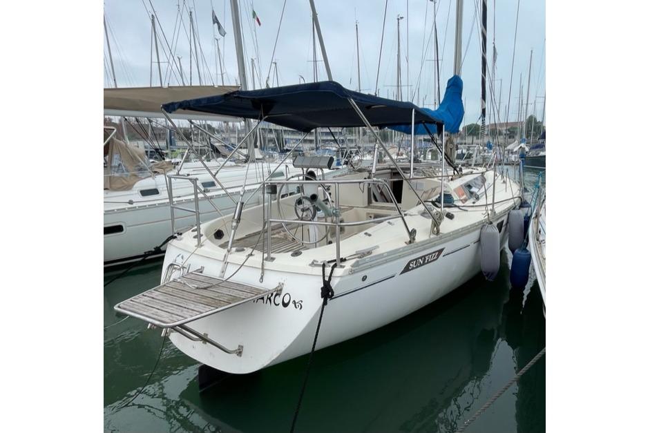 1985 Jeanneau Sun Fizz 40