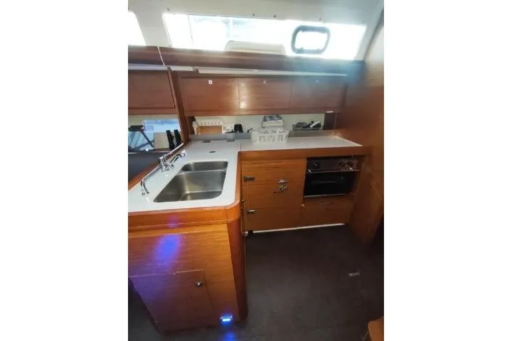 Barbuda Yacht Photos Pics Dufour 412