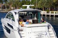 2023 Cruisers Yachts 50 Cantius