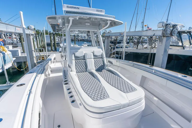  Yacht Photos Pics Manufacturer Provided Image