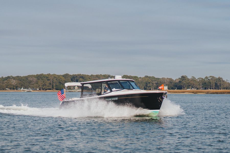 2023 MJM Yachts MJM 3