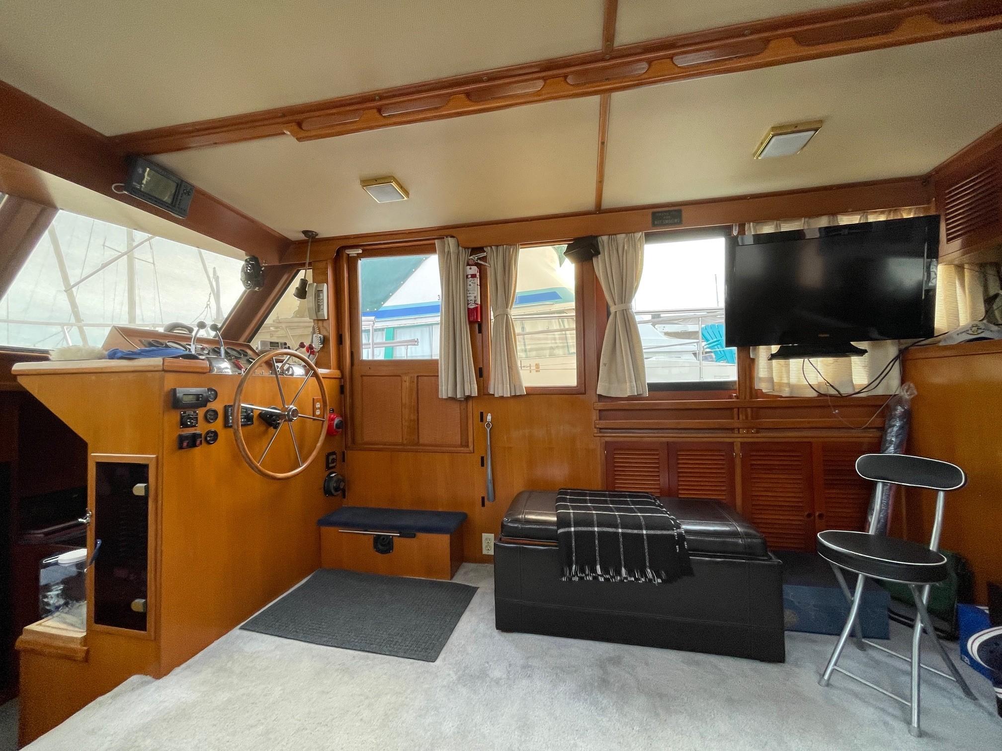 Lower helm to starboard