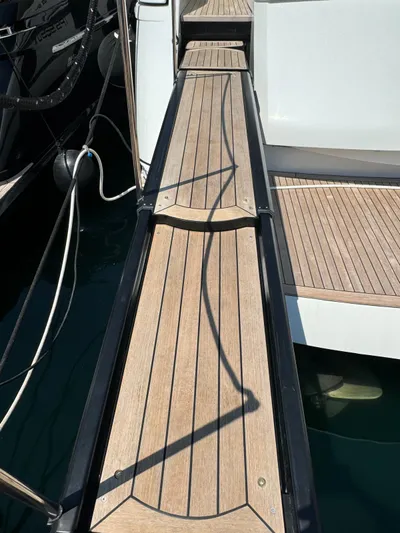  Yacht Photos Pics Passerella