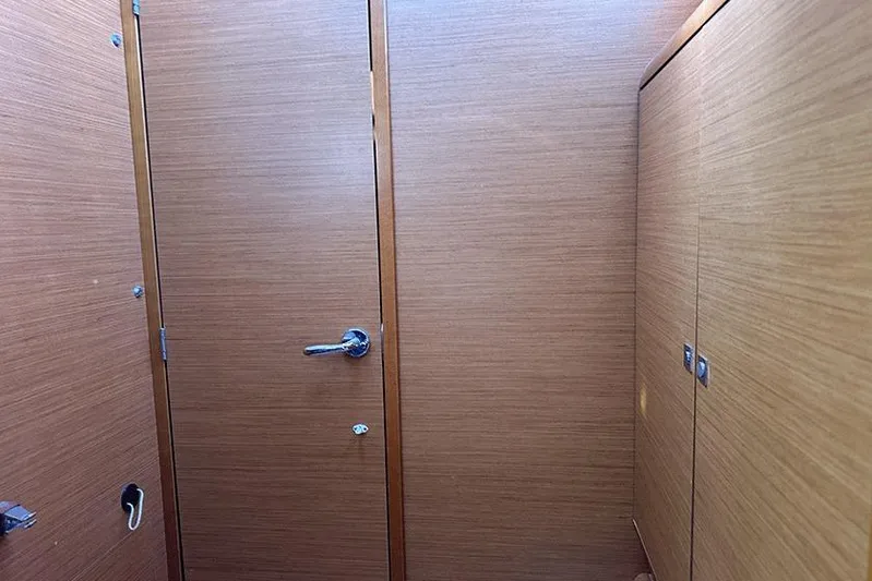  Yacht Photos Pics Jeanneau Sun Odyssey 409 2013