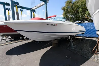 Chris-Craft Launch 22
