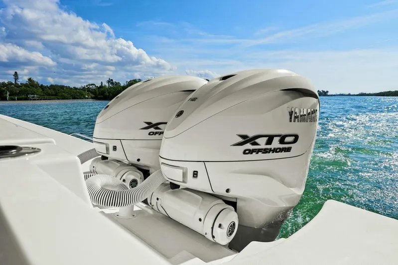  Yacht Photos Pics 2024 Pursuit S 358 Sport - Engines