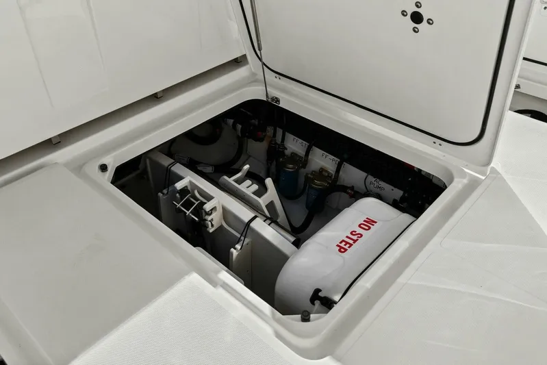  Yacht Photos Pics 2024 Pursuit S 358 Sport - Mechanical