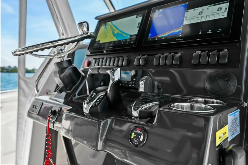  Yacht Photos Pics 2024 Pursuit S 358 Sport - Helm/ electronics