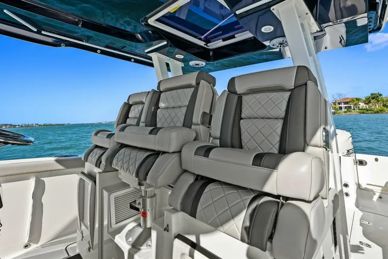  Yacht Photos Pics 2024 Pursuit S 358 Sport - Helm Seating
