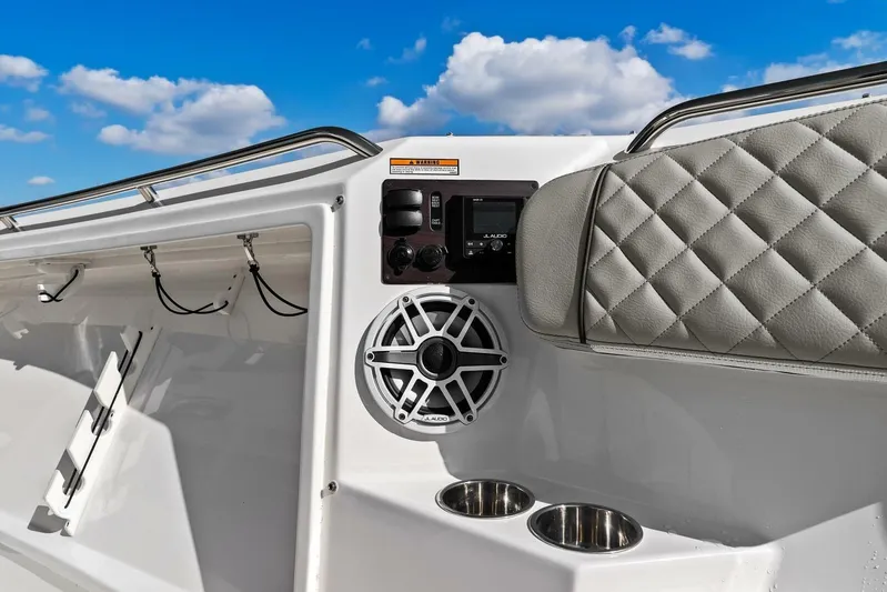  Yacht Photos Pics 2024 Pursuit S 358 Sport - Speakers