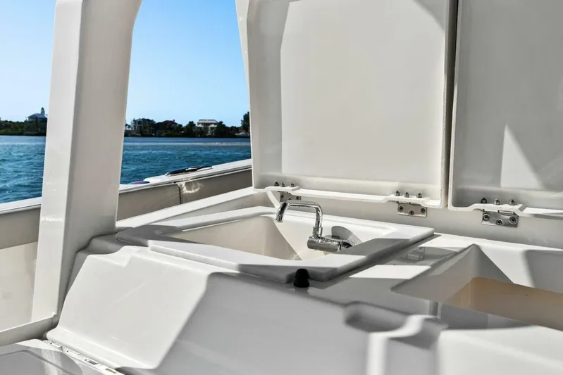  Yacht Photos Pics 2024 Pursuit S 358 Sport - Wet/Dry Bar