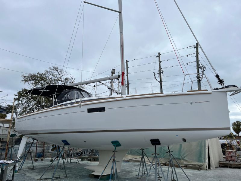 2024 Jeanneau Sun Odyssey 349