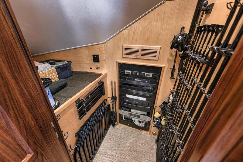 Lucky Wave Yacht Photos Pics Viking 80 Lucky Wave -  Storage