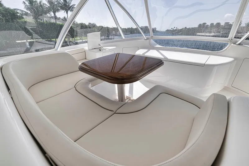 Lucky Wave Yacht Photos Pics Viking 80 Lucky Wave -  Flybridge