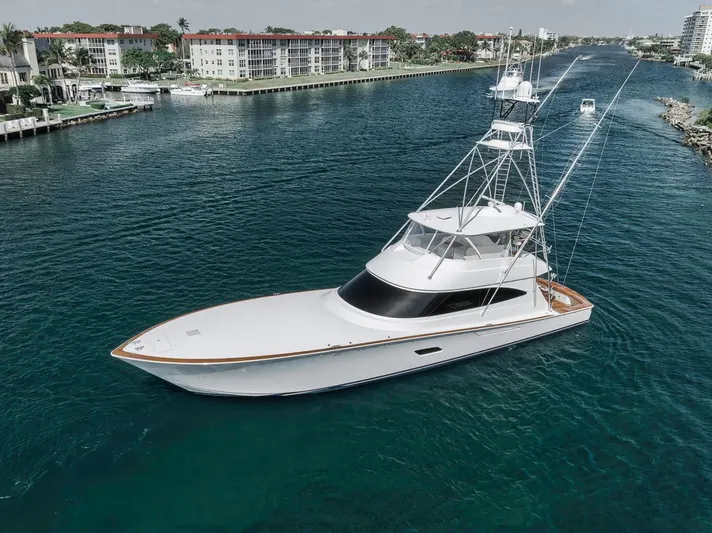 Lucky Wave Yacht Photos Pics Viking 80 Lucky Wave -  Profile