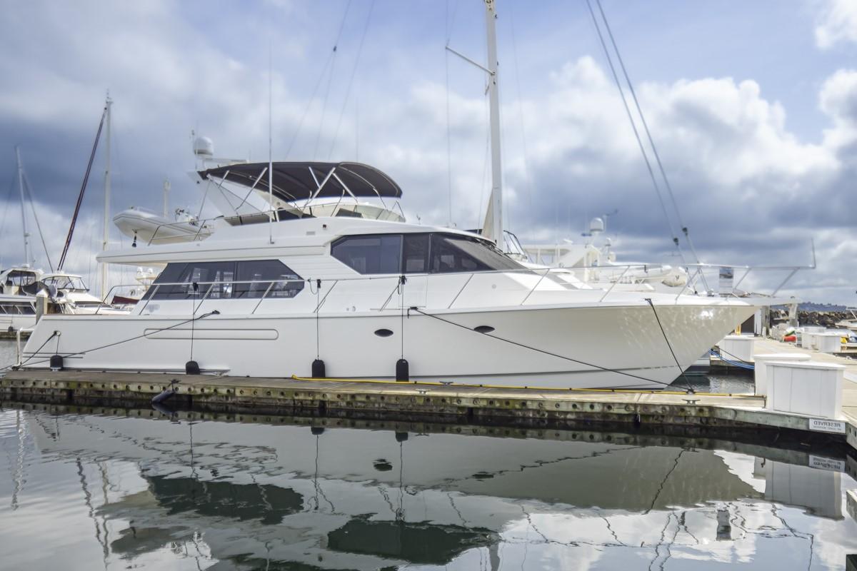 2000 West Bay Pilothouse Motor Yacht